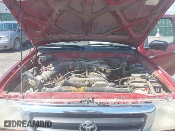 ✅ 1998 Toyota Tacoma • VIN: 4TASN92N4WZ119287 • Lot: 42968631. Listed on IAAI with 245,923 mi. Free auction sales archive from the USA and detailed vehicle history report at DreamBid. Image 10.