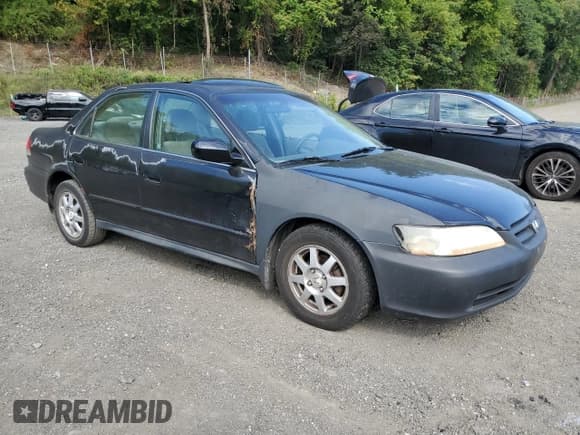✅ 2002 Honda Accord SE • VIN: 1HGCG56722A157974 • Lot: 71548755. Listed on Copart with 261,809 mi. Free auction sales archive from the USA and detailed vehicle history report at DreamBid. Image 4.