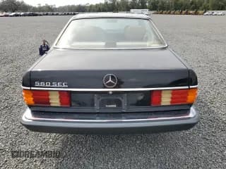 ✅ 1991 Mercedes-Benz 560 • VIN: WDBCA45E8MA582966 • Лот: 78196174. Опубликован ранее на Copart с пробегом 112 558 миль. Бесплатный доступ к архиву аукционных продаж из США и подробный отчёт об истории автомобиля на DreamBid. Изображение 6.
