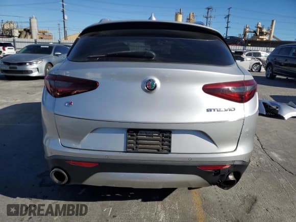 ✅ 2018 Alfa Romeo Stelvio • VIN: ZASFAKAN0J7B75510 • Lot: 71930585. Listed on Copart with Not provided. Free auction sales archive from the USA and detailed vehicle history report at DreamBid. Image 6.