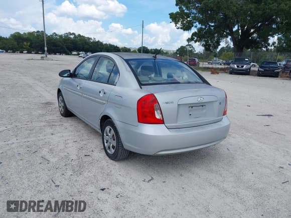 ✅ 2008 Hyundai Accent GLS • VIN: KMHCN46C58U188604 • Лот: 42886815. Опубликован ранее на IAAI с пробегом Не указан. Бесплатный доступ к архиву аукционных продаж из США и подробный отчёт об истории автомобиля на DreamBid. Изображение 3.