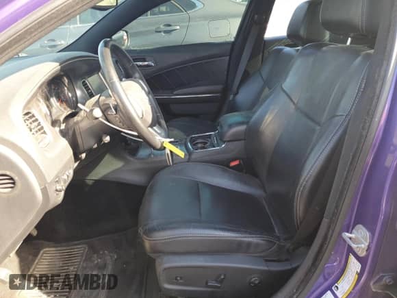 ✅ 2014 Dodge Charger RT • VIN: 2C3CDXCT3EH159439 • Lot: 81860245. Wystawiony na Copart z przebiegiem 140 297 mil. Bezpłatny archiwum sprzedaży aukcyjnych z USA i szczegółowy raport historii pojazdu na DreamBid. Zdjęcie 7.