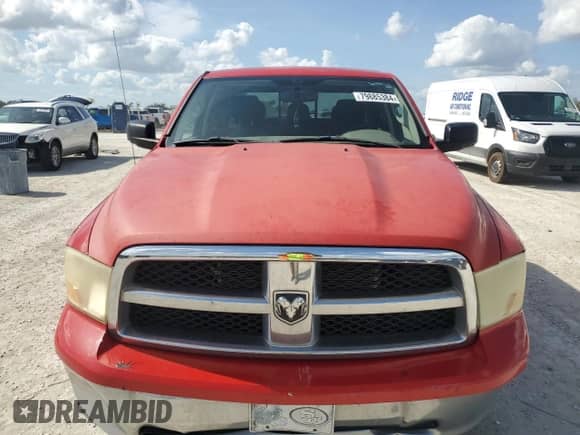 2009 Dodge 1500 SLT z VIN 1D3HB13P99J522930, wystawiony jako Copart lot #79885384 z przebiegiem 315 016 mil mil oraz Czysty tytuł • Clean title. Historia ofert i sprzedaży dostępna na DreamBid. Obrazek 5.