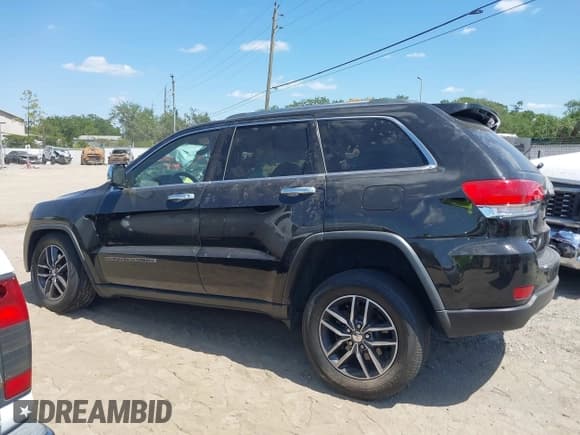 ✅ 2018 Jeep Grand Cherokee Limited • VIN: 1C4RJFBG2JC441923 • Лот: 42076485. Опубликован ранее на IAAI с пробегом 82 059 миль. Бесплатный доступ к архиву аукционных продаж из США и подробный отчёт об истории автомобиля на DreamBid. Изображение 14.