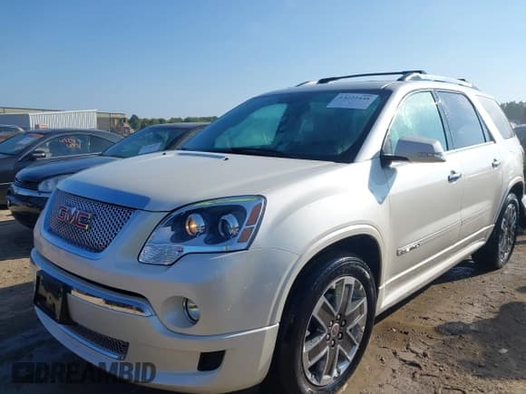 ✅ 2012 GMC Acadia Denali • VIN: 1GKKVTEDXCJ402585 • Лот: 43222448. Опубликован ранее на IAAI с пробегом 158 222 миль. Бесплатный доступ к архиву аукционных продаж из США и подробный отчёт об истории автомобиля на DreamBid. Изображение 17.