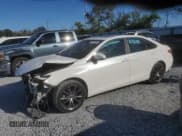 ✅ 2015 Toyota Camry XSE • VIN: 4T1BK1FK3FU556642 • Lot: 90917545. Listed on Copart with 60,161 mi. Free auction sales archive from the USA and detailed vehicle history report at DreamBid. Image 1.