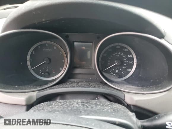 ✅ 2017 Hyundai Santa Fe 2.4L • VIN: 5NMZTDLB6HH002351 • Лот: 52313844. Опубликован ранее на Copart с пробегом Не указан. Бесплатный доступ к архиву аукционных продаж из США и подробный отчёт об истории автомобиля на DreamBid. Изображение 9.