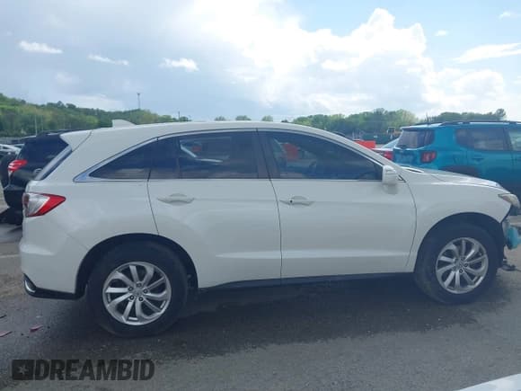 ✅ 2017 Acura RDX Technology • VIN: 5J8TB4H56HL005309 • Lot: 42162786. Wystawiony na IAAI z przebiegiem 143 826 mil. Bezpłatny archiwum sprzedaży aukcyjnych z USA i szczegółowy raport historii pojazdu na DreamBid. Zdjęcie 14.