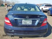 ✅ 2013 Mercedes-Benz C 300 Sport • VIN: WDDGF8AB7DR244523 • Lot: 41894057. Wystawiony na IAAI z przebiegiem 98 186 mil. Bezpłatny archiwum sprzedaży aukcyjnych z USA i szczegółowy raport historii pojazdu na DreamBid. Zdjęcie 16.