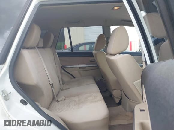 ✅ 2013 Suzuki Grand Vitara Premium • VIN: JS3TE0D68D4100201 • Lot: 42694457. Listed on IAAI with 126,585 mi. Free auction sales archive from the USA and detailed vehicle history report at DreamBid. Image 8.