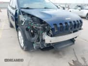 ✅ 2018 Jeep Cherokee Latitude Plus • VIN: 1C4PJLLX4JD557204 • Lot: 42277974. Listed on IAAI with 122,096 mi. Free auction sales archive from the USA and detailed vehicle history report at DreamBid. Image 6.