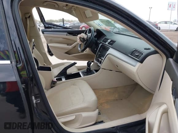 ✅ 2012 Volkswagen Passat SE • VIN: 1VWBN7A31CC104900 • Lot: 41191046. Listed on IAAI with 117,079 mi. Free auction sales archive from the USA and detailed vehicle history report at DreamBid. Image 5.