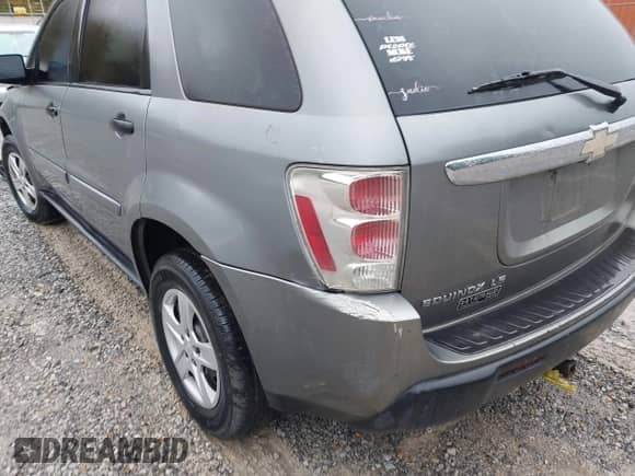 ✅ 2005 Chevrolet Equinox LS • VIN: 2CNDL23F956088335 • Lot: 43530406. Wystawiony na IAAI z przebiegiem 210 392 mil. Bezpłatny archiwum sprzedaży aukcyjnych z USA i szczegółowy raport historii pojazdu na DreamBid. Zdjęcie 15.