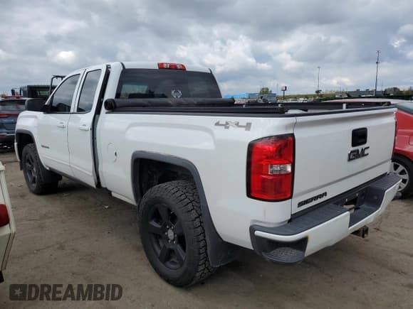 ✅ 2015 GMC Sierra 1500 • VIN: 1GTV2TEC5FZ312419 • Lot: 83799905. Wystawiony na Copart z przebiegiem 111 517 mil. Bezpłatny archiwum sprzedaży aukcyjnych z USA i szczegółowy raport historii pojazdu na DreamBid. Zdjęcie 2.