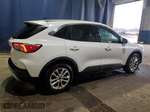 ✅ 2020 Ford Escape SE • VIN: 1FMCU0G60LUB24421 • Lot: 93327805. Wystawiony na Copart z przebiegiem 130 737 mil. Bezpłatny archiwum sprzedaży aukcyjnych z USA i szczegółowy raport historii pojazdu na DreamBid. Zdjęcie 3.