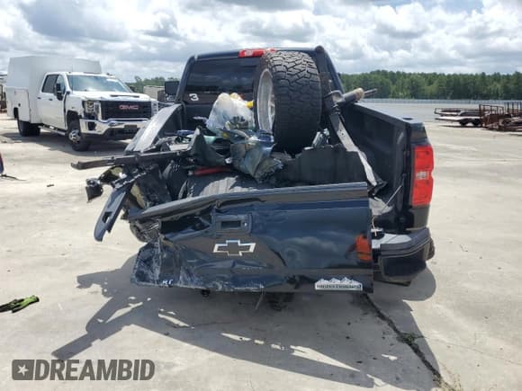 ✅ 2019 Chevrolet Silverado 2500HD High Country • VIN: 1GC1KUEY7KF277037 • Lot: 64945955. Listed on Copart with 71,249 mi. Free auction sales archive from the USA and detailed vehicle history report at DreamBid. Image 6.