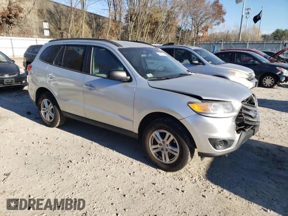 ✅ 2012 Hyundai Santa Fe GLS • VIN: 5XYZGDAB1CG162535 • Lot: 79842324. Listed on Copart with 174,959 mi. Free auction sales archive from the USA and detailed vehicle history report at DreamBid. Image 4.