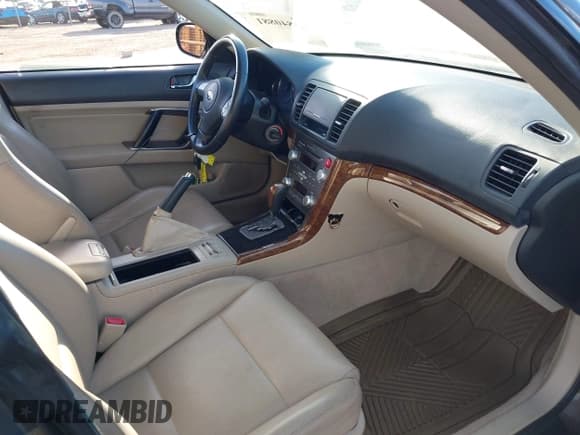 ✅ 2008 Subaru Outback Limited • VIN: 4S4BP62C287328193 • Lot: 43840881. Listed on IAAI with 202,098 mi. Free auction sales archive from the USA and detailed vehicle history report at DreamBid. Image 5.