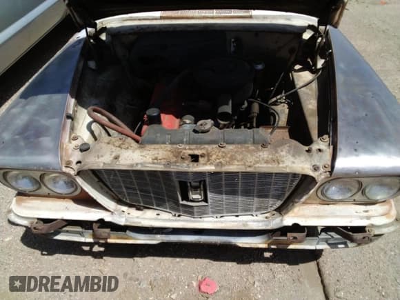 ✅ 1960 Plymouth Valiant • VIN: 1307117456 • Lot: 48976045. Wystawiony na Copart z przebiegiem 20 241 mil. Bezpłatny archiwum sprzedaży aukcyjnych z USA i szczegółowy raport historii pojazdu na DreamBid. Zdjęcie 11.