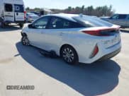 ✅ 2021 Toyota Prius LE • VIN: JTDKAMFP8M3174629 • Lot: 42087974. Listed on IAAI with 16,348 mi. Free auction sales archive from the USA and detailed vehicle history report at DreamBid. Image 3.