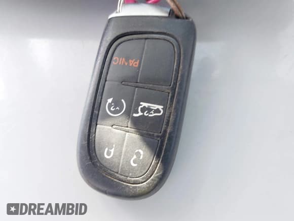 ✅ 2021 Jeep Cherokee Trailhawk • VIN: 1C4PJMBXXMD162536 • Lot: 43533033. Wystawiony na IAAI z przebiegiem 67 101 mil. Bezpłatny archiwum sprzedaży aukcyjnych z USA i szczegółowy raport historii pojazdu na DreamBid. Zdjęcie 11.
