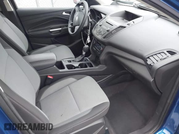 ✅ 2017 Ford Escape SE • VIN: 1FMCU0GD5HUA58227 • Lot: 43776457. Listed on IAAI with 104,921 mi. Free auction sales archive from the USA and detailed vehicle history report at DreamBid. Image 5.