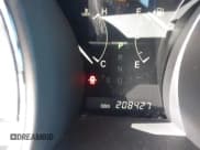 ✅ 2011 Toyota Highlander • VIN: 5TDZK3EHXBS041074 • Lot: 43469210. Listed on IAAI with 208,427 mi. Free auction sales archive from the USA and detailed vehicle history report at DreamBid. Image 15.