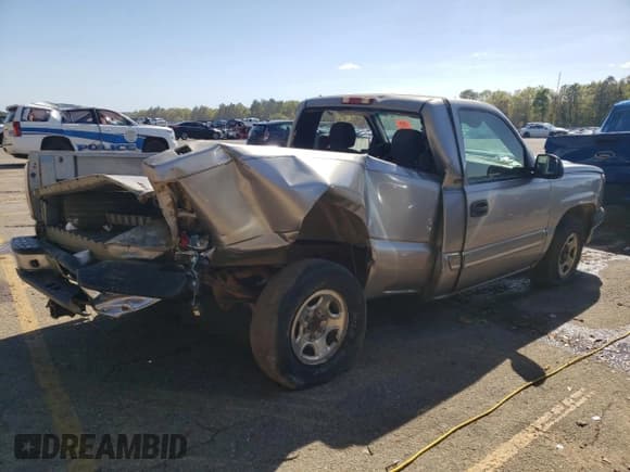 ✅ 2003 Chevrolet Silverado 1500 Work Truck • VIN: 1GCEC14T93Z153497 • Лот: 48477274. Опубликован ранее на Copart с пробегом Не указан. Бесплатный доступ к архиву аукционных продаж из США и подробный отчёт об истории автомобиля на DreamBid. Изображение 3.