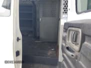 ✅ 2002 GMC Savana • VIN: 1GTGG29R821166934 • Lot: 43870199. Wystawiony na IAAI z przebiegiem 100 037 mil. Bezpłatny archiwum sprzedaży aukcyjnych z USA i szczegółowy raport historii pojazdu na DreamBid. Zdjęcie 8.