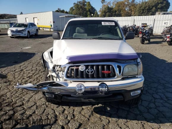 ✅ 2001 Toyota Tacoma • VIN: 5TEWN72N51Z840936 • Lot: 86776295. Listed on Copart with 291,666 mi. Free auction sales archive from the USA and detailed vehicle history report at DreamBid. Image 5.