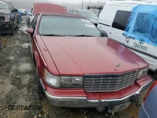✅ 1993 Cadillac Fleetwood • VIN: 1G6DW5279PR721904 • Lot: 46457615. Wystawiony na Copart z przebiegiem Nie podano. Bezpłatny archiwum sprzedaży aukcyjnych z USA i szczegółowy raport historii pojazdu na DreamBid. Zdjęcie 5.