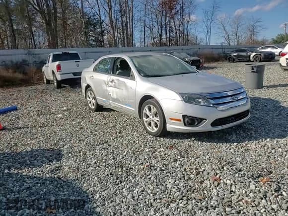 ✅ 2012 Ford Fusion SE • VIN: 3FAHP0HG1CR221830 • Lot: 94163885. Listed on Copart with 61,708 mi. Free auction sales archive from the USA and detailed vehicle history report at DreamBid. Image 13.