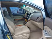 ✅ 2007 Lexus RX 350 • VIN: 2T2GK31U57C004780 • Lot: 43067210. Wystawiony na IAAI z przebiegiem 194 171 mil. Bezpłatny archiwum sprzedaży aukcyjnych z USA i szczegółowy raport historii pojazdu na DreamBid. Zdjęcie 5.