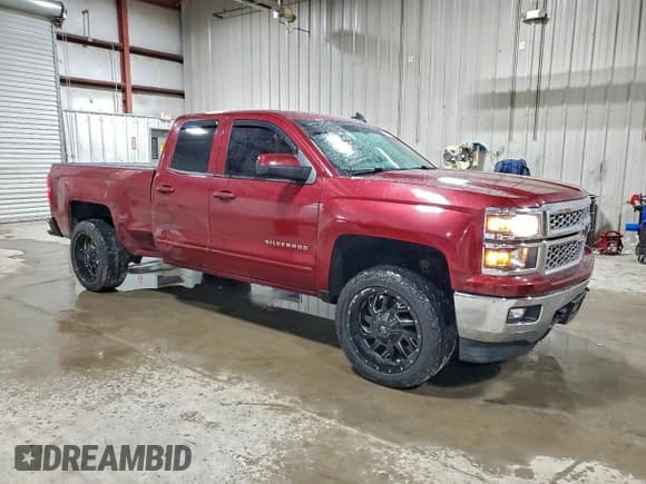 ✅ 2015 Chevrolet Silverado 1500 LT • VIN: 1GCVKREC0FZ354497 • Lot: 94512045. Wystawiony na Copart z przebiegiem 126 818 mil. Bezpłatny archiwum sprzedaży aukcyjnych z USA i szczegółowy raport historii pojazdu na DreamBid. Zdjęcie 4.