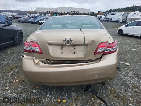 ✅ 2011 Toyota Camry LE • VIN: 4T1BF3EK4BU720508 • Lot: 91996285. Wystawiony na Copart z przebiegiem 147 613 mil. Bezpłatny archiwum sprzedaży aukcyjnych z USA i szczegółowy raport historii pojazdu na DreamBid. Zdjęcie 6.