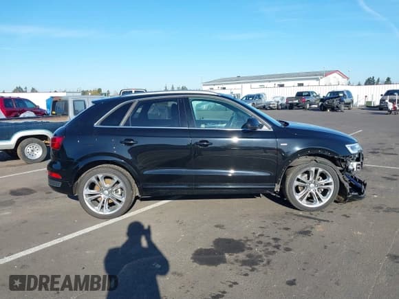 ✅ 2017 Audi Q3 Prestige • VIN: WA1GCCFS1HR004947 • Lot: 41633901. Listed on IAAI with 27,770 mi. Free auction sales archive from the USA and detailed vehicle history report at DreamBid. Image 14.