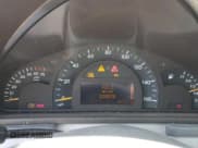 ✅ 2001 Mercedes-Benz C 230/260/280/320 • VIN: WDBRF61J91F050568 • Лот: 48899705. Опубликован ранее на Copart с пробегом 220 079 миль. Бесплатный доступ к архиву аукционных продаж из США и подробный отчёт об истории автомобиля на DreamBid. Изображение 9.