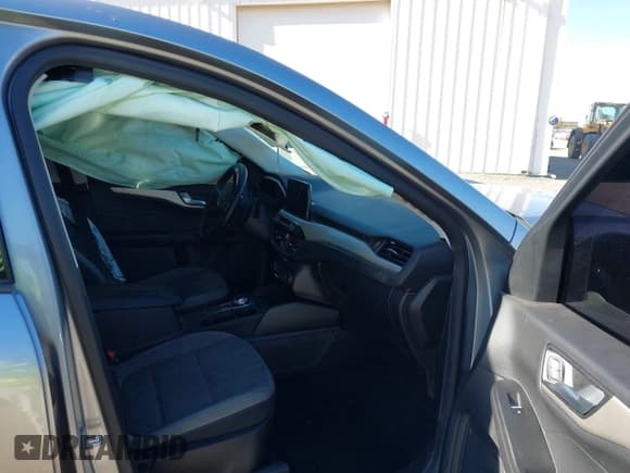 ✅ 2021 Ford Escape SE • VIN: 1FMCU9G66MUB12148 • Лот: 43619951. Опубликован ранее на IAAI с пробегом 68 366 миль. Бесплатный доступ к архиву аукционных продаж из США и подробный отчёт об истории автомобиля на DreamBid. Изображение 5.