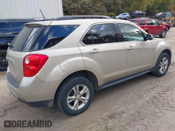 ✅ 2015 Chevrolet Equinox LT • VIN: 1GNFLFEK7FZ135230 • Lot: 43469455. Wystawiony na IAAI z przebiegiem 139 119 mil. Bezpłatny archiwum sprzedaży aukcyjnych z USA i szczegółowy raport historii pojazdu na DreamBid. Zdjęcie 4.