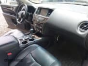 ✅ 2015 Nissan Pathfinder Platinum • VIN: 5N1AR2MM1FC648968 • Lot: 42953732. Listed on IAAI with 134,729 mi. Free auction sales archive from the USA and detailed vehicle history report at DreamBid. Image 5.