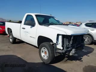 ✅ 2008 Chevrolet Silverado 2500HD Work Truck • VIN: 1GCHC24K58E147527 • Lot: 42315743. Wystawiony na IAAI z przebiegiem 77 721 mil. Bezpłatny archiwum sprzedaży aukcyjnych z USA i szczegółowy raport historii pojazdu na DreamBid. Zdjęcie 1.