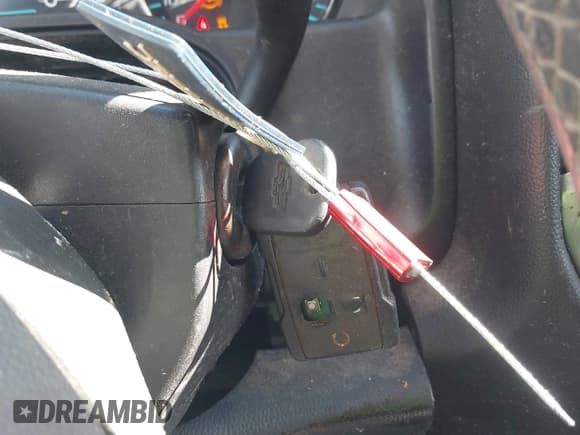 ✅ 2016 Chevrolet Silverado 1500 LT • VIN: 1GCVKREC9GZ221805 • Lot: 43101480. Wystawiony na IAAI z przebiegiem 138 997 mil. Bezpłatny archiwum sprzedaży aukcyjnych z USA i szczegółowy raport historii pojazdu na DreamBid. Zdjęcie 11.