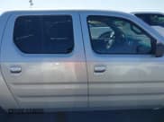 ✅ 2007 Honda Ridgeline RTS • VIN: 2HJYK16467H543402 • Lot: 42068582. Listed on IAAI with 232,067 mi. Free auction sales archive from the USA and detailed vehicle history report at DreamBid. Image 13.