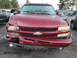 ✅ 2004 Chevrolet Suburban Z71 • VIN: 3GNFK16T74G309646 • Lot: 73886784. Wystawiony na Copart z przebiegiem 294 614 mil. Bezpłatny archiwum sprzedaży aukcyjnych z USA i szczegółowy raport historii pojazdu na DreamBid. Zdjęcie 5.