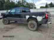 2006 Chevrolet Silverado 1500 LS z VIN 1GCEK19V36Z193687, wystawiony jako Copart lot #66843104 z przebiegiem 202 432 mil mil oraz Czysty tytuł • Clean title. Historia ofert i sprzedaży dostępna na DreamBid. Obrazek 2.