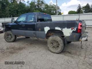 2006 Chevrolet Silverado 1500 LS z VIN 1GCEK19V36Z193687, wystawiony jako Copart lot #66843104 z przebiegiem 202 432 mil mil oraz Czysty tytuł • Clean title. Historia ofert i sprzedaży dostępna na DreamBid. Obrazek 2.