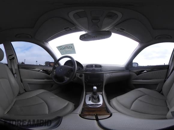 ✅ 2003 Mercedes-Benz E 500 • VIN: WDBUF70J63A238725 • Lot: 42475426. Listed on IAAI with 132,865 mi. Free auction sales archive from the USA and detailed vehicle history report at DreamBid. Image 19.