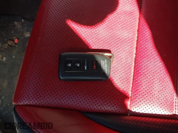 ✅ 2021 Lexus NX 300 F Sport • VIN: JTJSARDZ8M2253108 • Лот: 41790614. Опубликован ранее на IAAI с пробегом 106 216 миль. Бесплатный доступ к архиву аукционных продаж из США и подробный отчёт об истории автомобиля на DreamBid. Изображение 11.