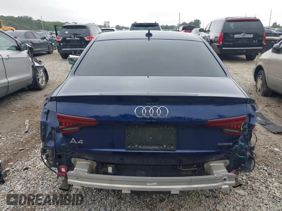 ✅ 2019 Audi A4 Prestige • VIN: WAUFNAF42KA028419 • Lot: 42760237. Listed on IAAI with 106,872 mi. Free auction sales archive from the USA and detailed vehicle history report at DreamBid. Image 17.