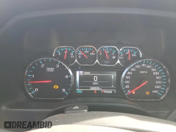 ✅ 2015 Chevrolet Silverado 2500HD LT • VIN: 1GC1KVE82FF589858 • Lot: 75912144. Listed on Copart with 226,535 mi. Free auction sales archive from the USA and detailed vehicle history report at DreamBid. Image 9.